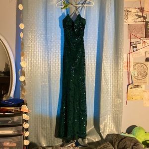 Dark green gown, xs